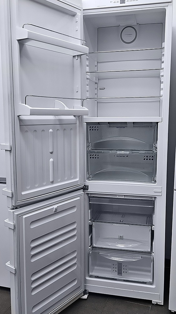 Lednice s mrazákem LIEBHERR - BioFresh NO FROST – Lednice s mrazákem | Elektro Bazar Liberec