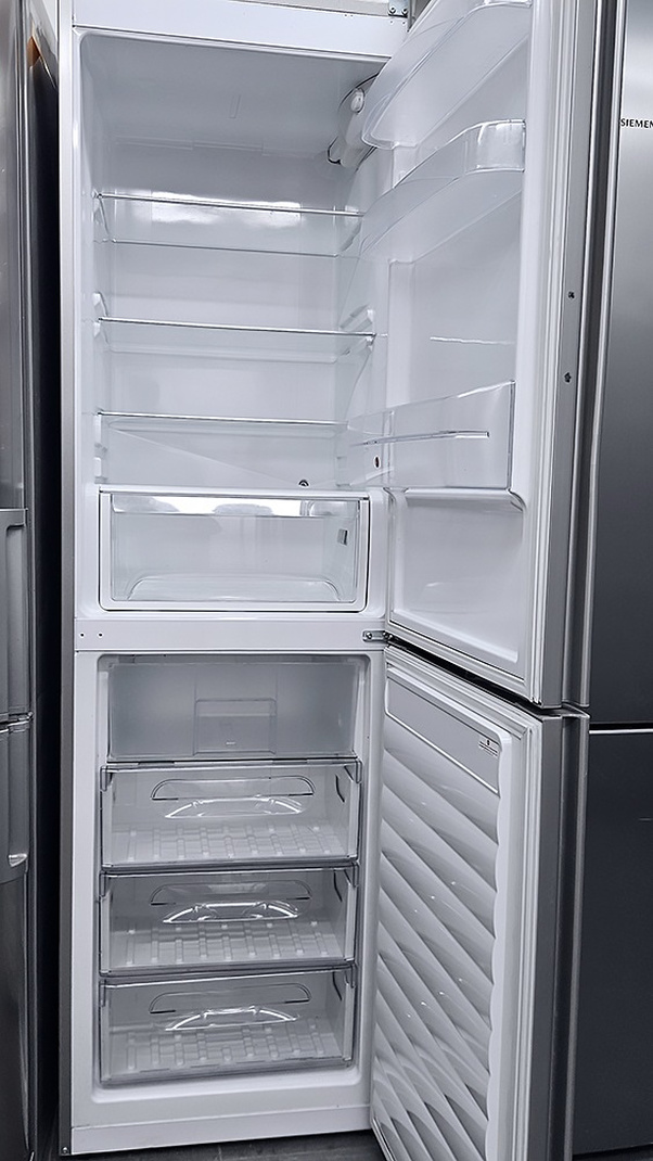 Lednice s mrazákem Hoover - NO FROST, kombinovaná – Lednice s mrazákem | Elektro Bazar Liberec